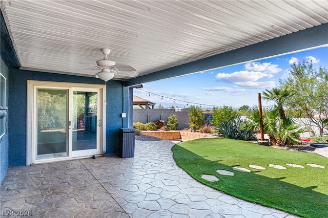 424 Waterwheel Falls Drive, Henderson, NV 89015