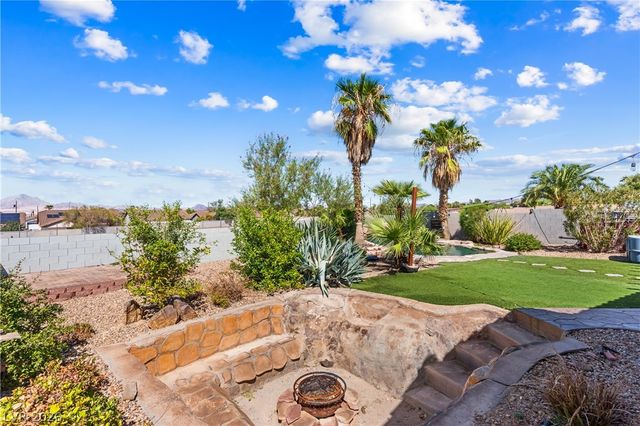 424 Waterwheel Falls Drive, Henderson, NV 89015