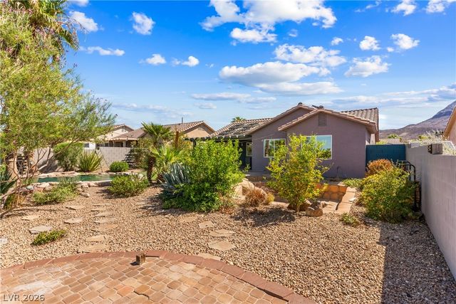 424 Waterwheel Falls Drive, Henderson, NV 89015