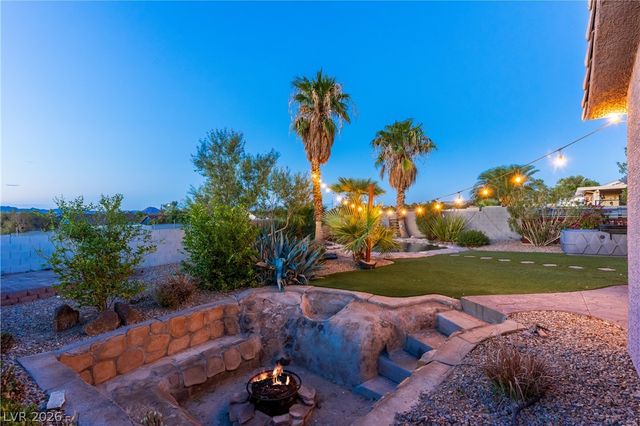424 Waterwheel Falls Drive, Henderson, NV 89015