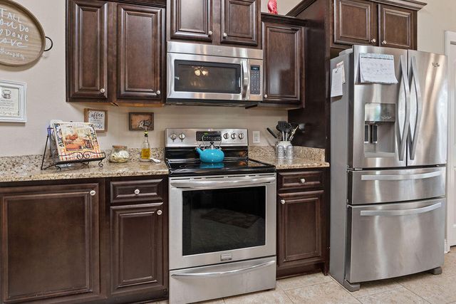 2036 Shannon Road, Navarre, FL 32566