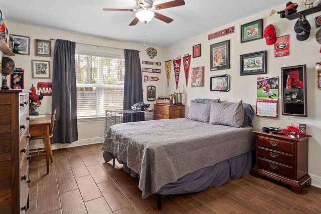 2036 Shannon Road, Navarre, FL 32566