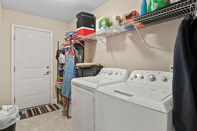 2036 Shannon Road, Navarre, FL 32566