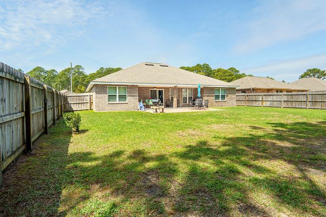 2036 Shannon Road, Navarre, FL 32566