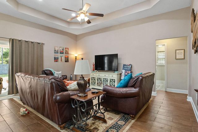 2036 Shannon Road, Navarre, FL 32566