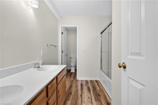 110 Mansfield Circle, Greensboro, NC 27455