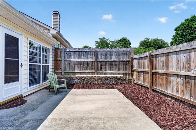 110 Mansfield Circle, Greensboro, NC 27455