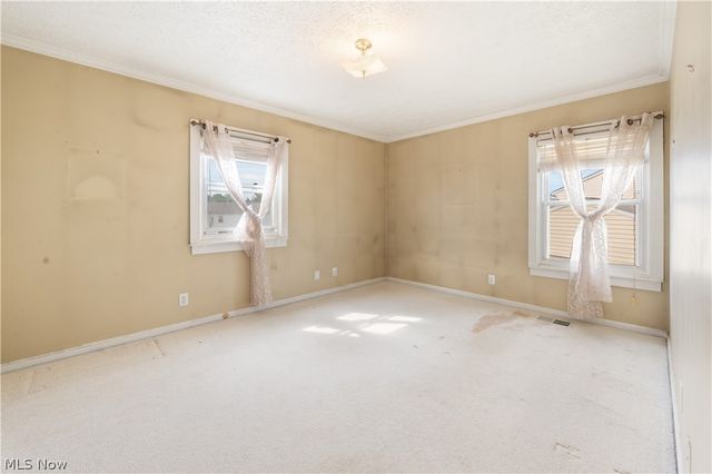 2535 Royal County Down B, Uniontown, OH 44685