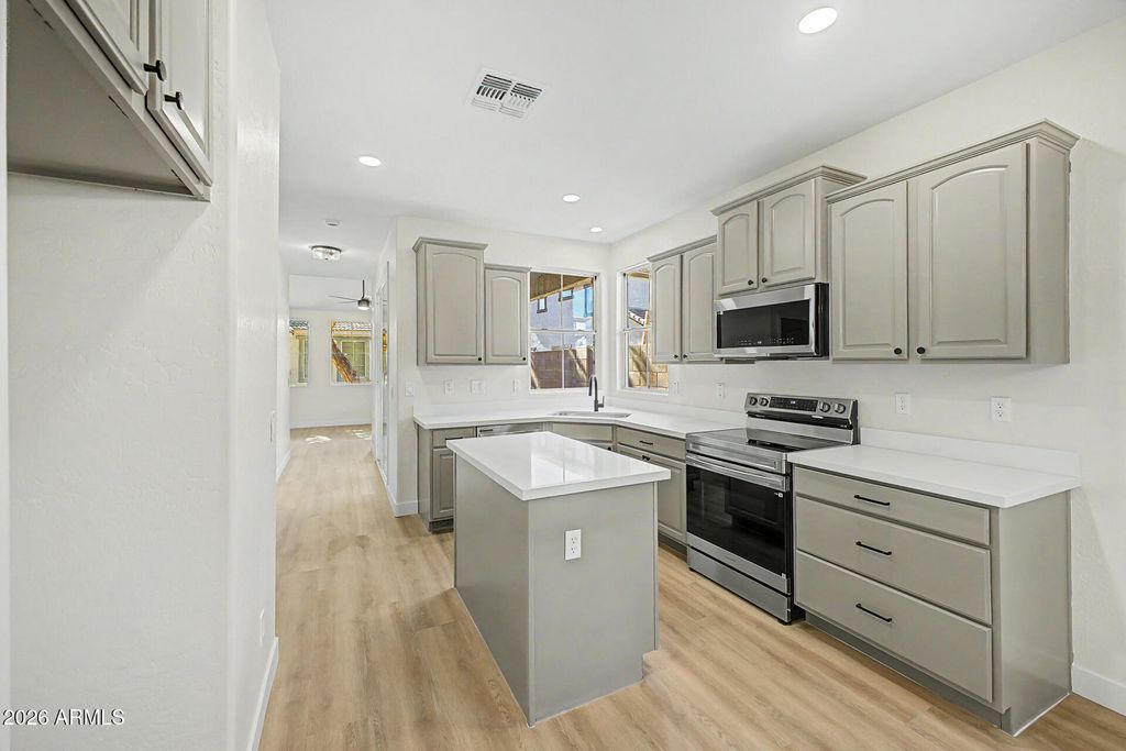 4346 E CARLA VISTA Drive, Gilbert, AZ 85295 — photo 2