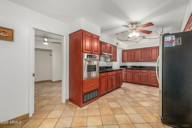 223 E CONCORDA Drive, Tempe, AZ 85282