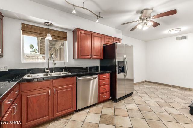 223 E CONCORDA Drive, Tempe, AZ 85282