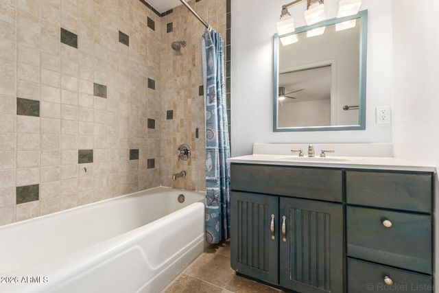 223 E CONCORDA Drive, Tempe, AZ 85282