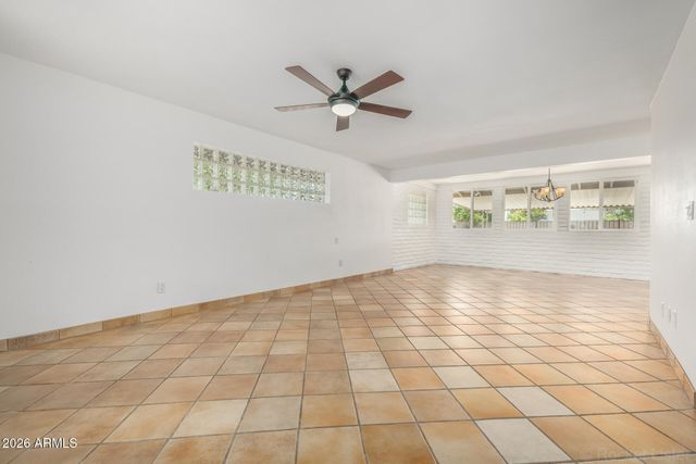 223 E CONCORDA Drive, Tempe, AZ 85282