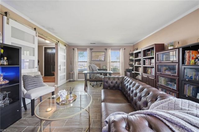 1925 Tufton CT, Virginia Beach, VA 23454