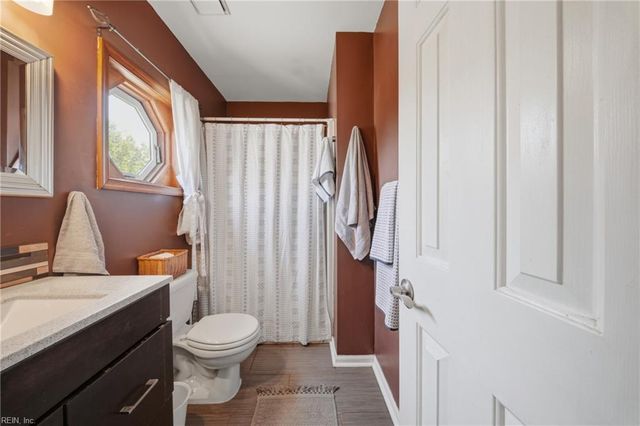 1925 Tufton CT, Virginia Beach, VA 23454