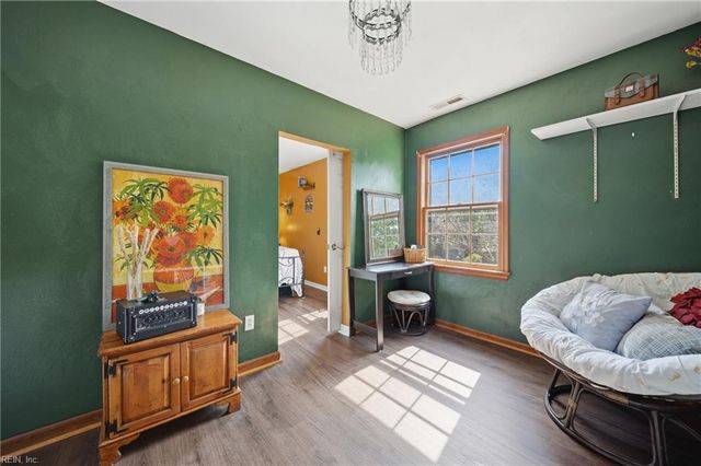 1925 Tufton CT, Virginia Beach, VA 23454