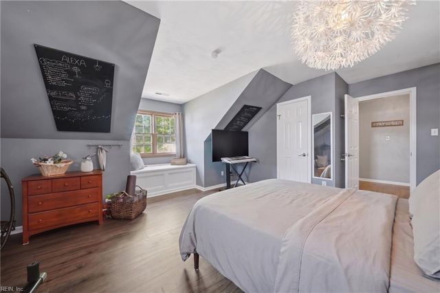 1925 Tufton CT, Virginia Beach, VA 23454