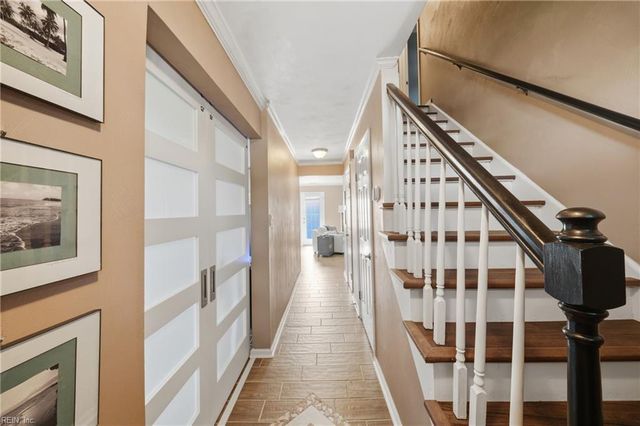 1925 Tufton CT, Virginia Beach, VA 23454