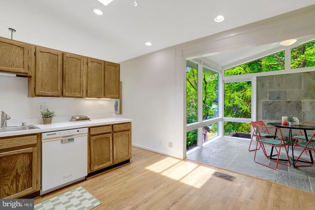 7413 REBECCA DR, Alexandria, VA 22307