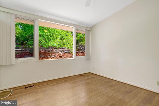 7413 REBECCA DR, Alexandria, VA 22307