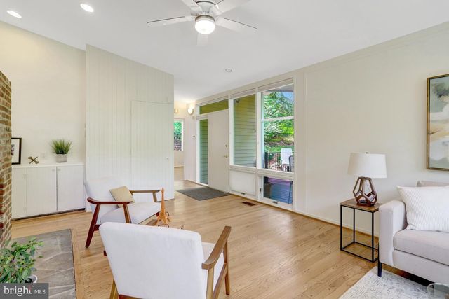 7413 REBECCA DR, Alexandria, VA 22307
