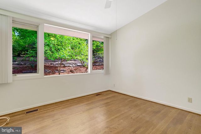 7413 REBECCA DR, Alexandria, VA 22307