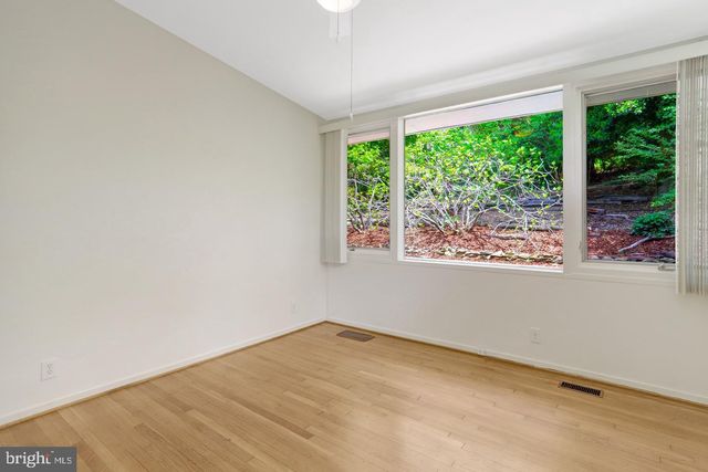 7413 REBECCA DR, Alexandria, VA 22307