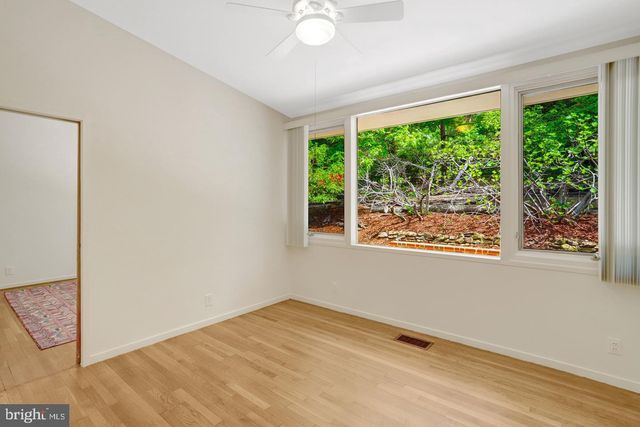 7413 REBECCA DR, Alexandria, VA 22307