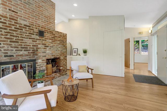 7413 REBECCA DR, Alexandria, VA 22307