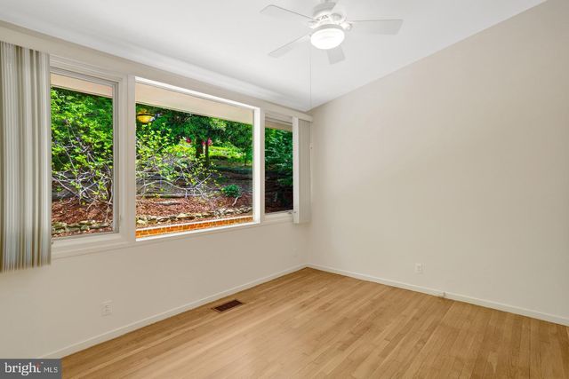 7413 REBECCA DR, Alexandria, VA 22307
