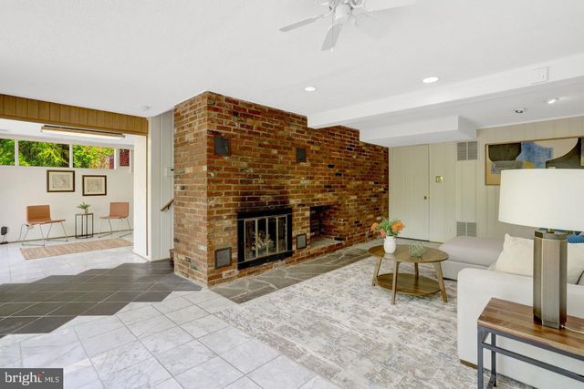 7413 REBECCA DR, Alexandria, VA 22307
