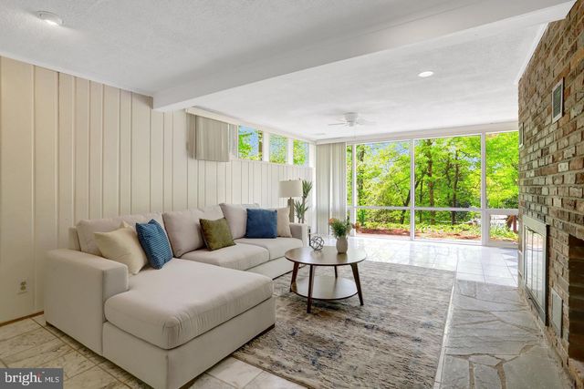 7413 REBECCA DR, Alexandria, VA 22307
