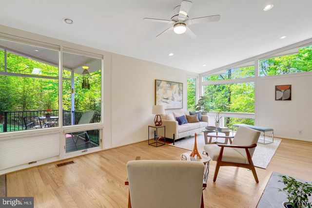 7413 REBECCA DR, Alexandria, VA 22307