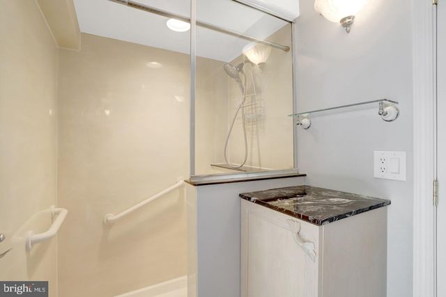 7413 REBECCA DR, Alexandria, VA 22307
