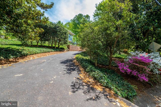 7413 REBECCA DR, Alexandria, VA 22307