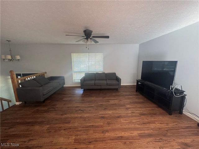 414 Wheelock Drive, Warren, OH 44484