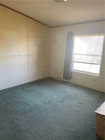 1203 W Grand Street, Gallatin, MO 64640