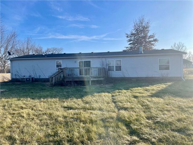 1203 W Grand Street, Gallatin, MO 64640