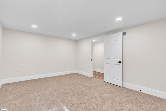 8 Alvin Drive, Greenville, SC 29605