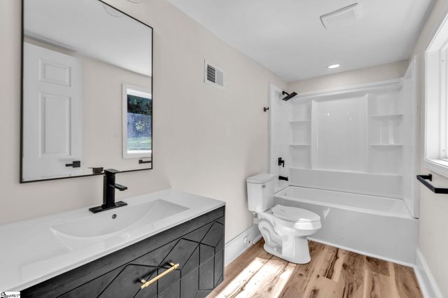 8 Alvin Drive, Greenville, SC 29605