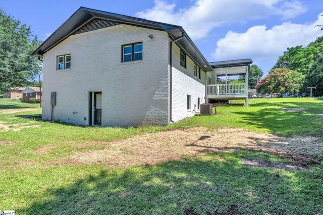 8 Alvin Drive, Greenville, SC 29605