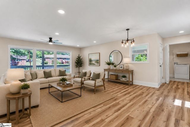 8 Alvin Drive, Greenville, SC 29605