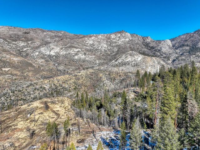 51823 Camp Sierra Street, Shaver Lake, CA 93664