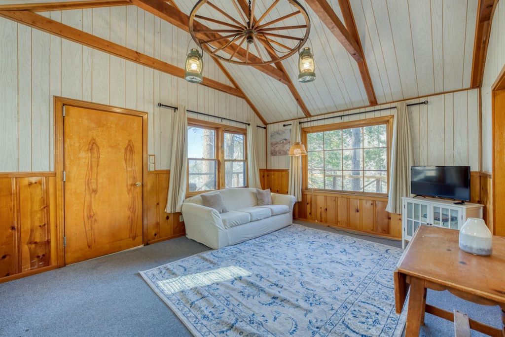 Image 15 of property listing at 51823 Camp Sierra Street, Shaver Lake, CA 93664