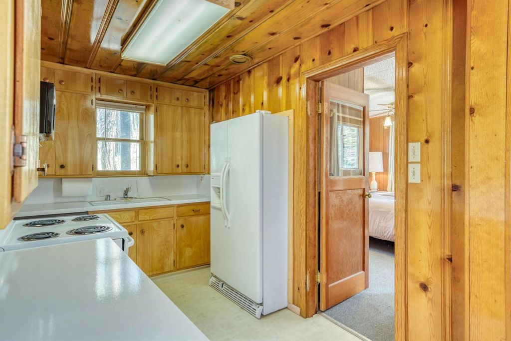 Image 18 of property listing at 51823 Camp Sierra Street, Shaver Lake, CA 93664