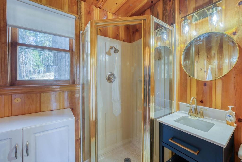 Image 21 of property listing at 51823 Camp Sierra Street, Shaver Lake, CA 93664