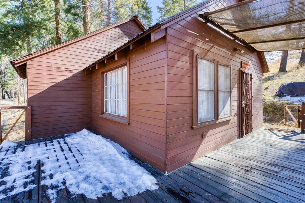 Image 6 of property listing at 51823 Camp Sierra Street, Shaver Lake, CA 93664