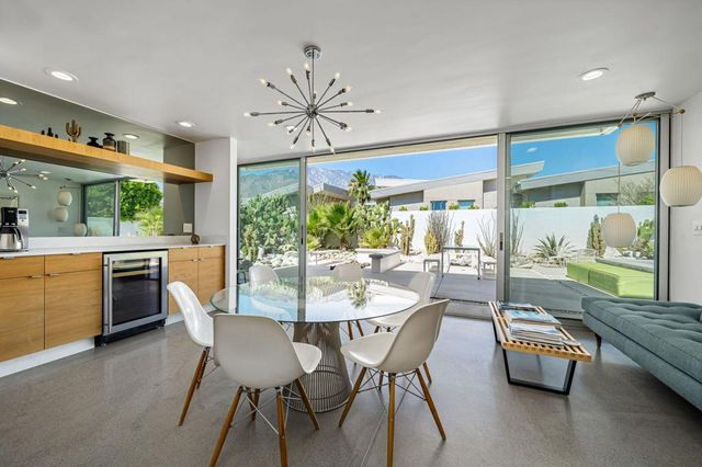 3133 N Sunnyview Drive, Palm Springs, CA 92262