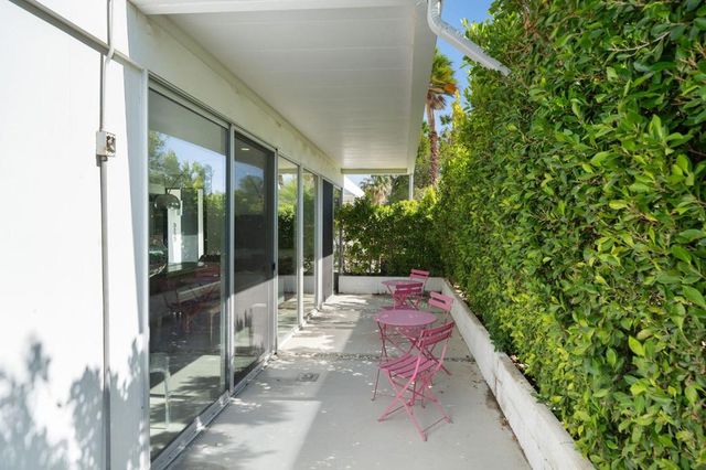 3133 N Sunnyview Drive, Palm Springs, CA 92262