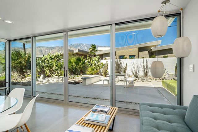3133 N Sunnyview Drive, Palm Springs, CA 92262